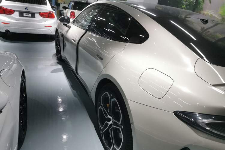 Used  SU7 2024 Four-Wheel Drive Ultra-Long Range Advanced Intelligent Driving Max Edition
