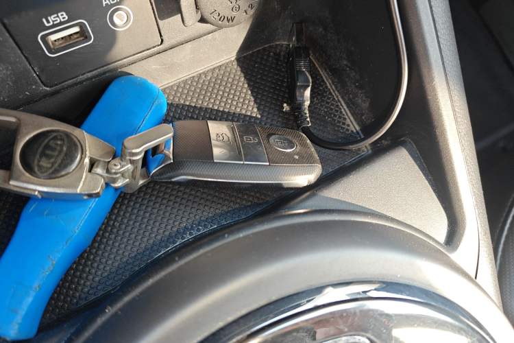 Used Kia Sportage R 2016 2.0L Automatic Two-Wheel Drive GLS Trim