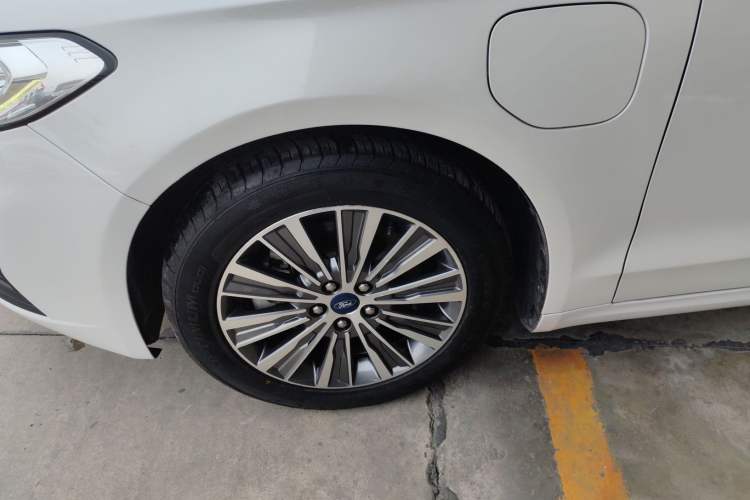 Used Ford Mondeo New Energy 2018 2.0 PHEV Smart-Controlled Fashion Edition China VI Standard
