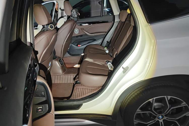 Used BMW X1 2022 sDrive20Li Luxury Model
