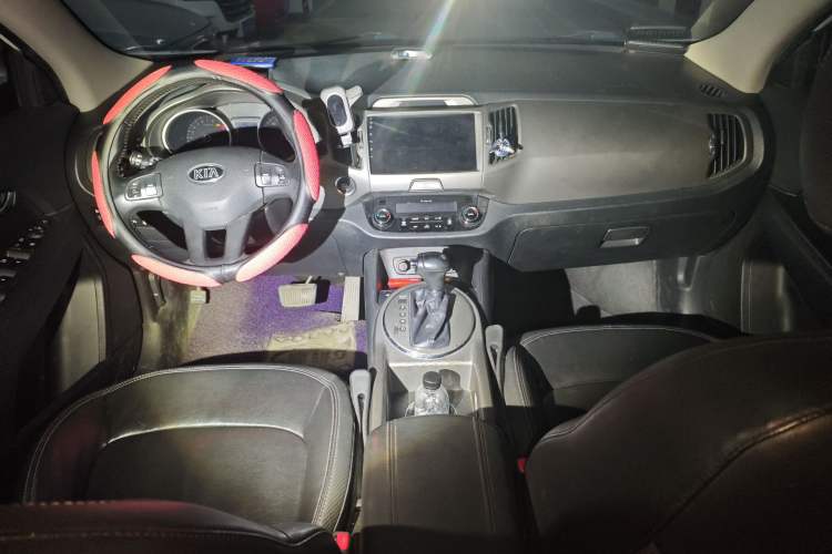 Used Kia Sportage R 2015 2.0L Automatic Two-Wheel Drive DLX Model