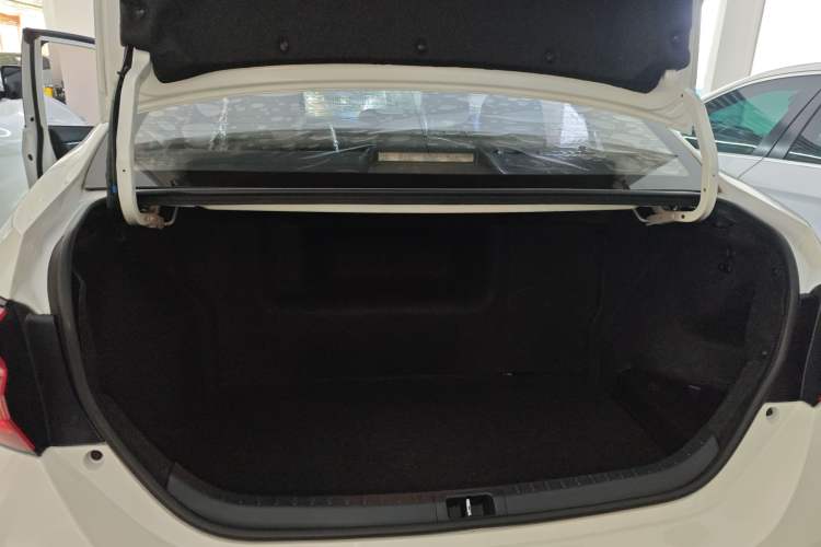 Used Toyota Levin 2017 Revised Dual-Engine 1.8H GS-L E-CVT Leading Edition China V Standard