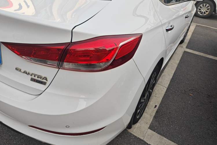 Used Hyundai Elantra 2019 1.4T Dual-Clutch Xuan Dong · Dynamic Model