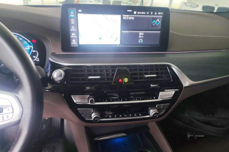 Used BMW 5 Series New Energy 2022 Second Facelift 535Le Luxury Package
