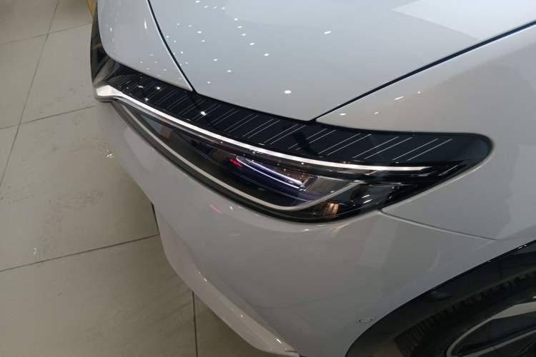 Used BYD Song L EV 2025 Intelligent Driving Version 662 km LiDAR Excellence Edition