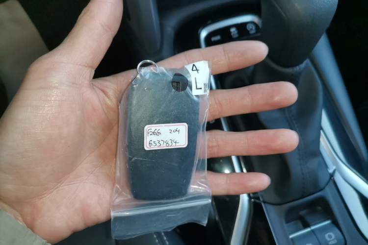 Used Toyota FRONTLANDER 2024 2.0L CVT Luxury Edition
