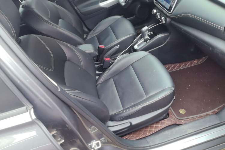 Used Nissan Kicks 2021 1.5L XV CVT Smart Connect Luxury Edition
