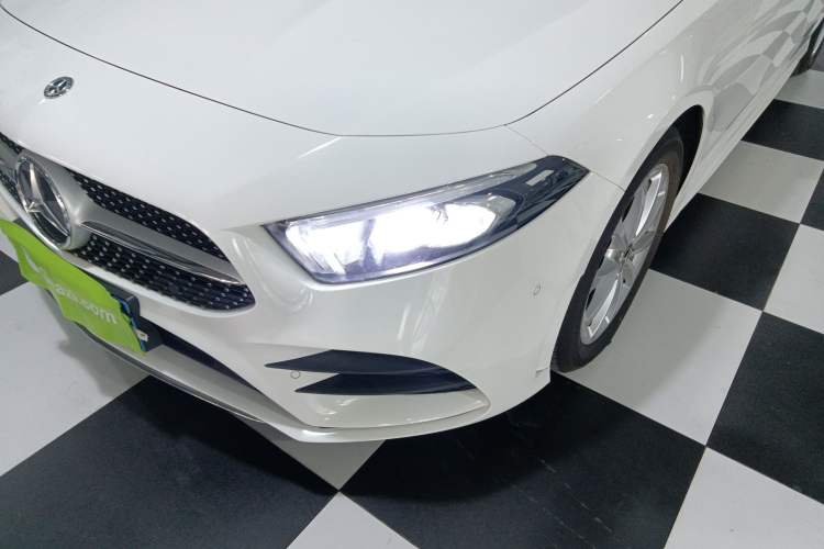 Used Mercedes-Benz A-Class 2020 Restyled A 200 L Sport Sedan Fashion Version
