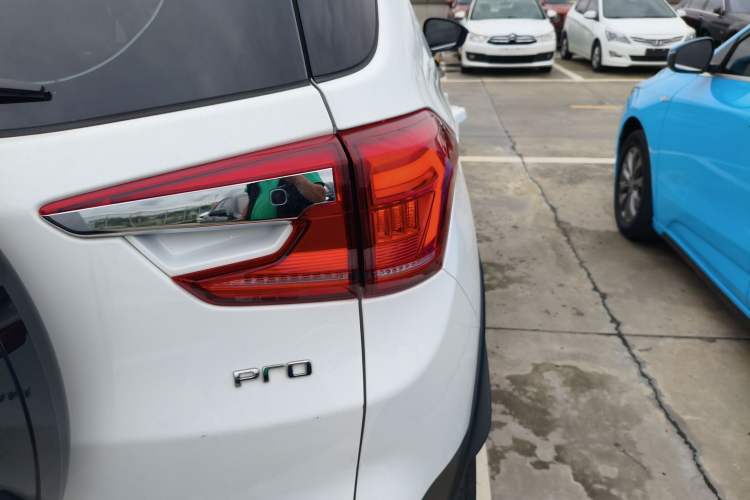 Used BYD Yuan Pro 2023 401KM Luxury Version
