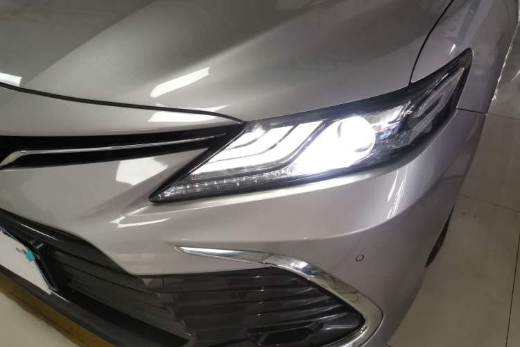 Used Toyota Camry 2021 2.0G Luxury Edition
