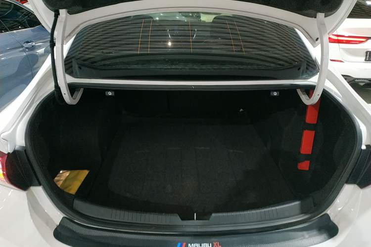 Used Chevrolet Malibu XL 2022 Redline 550T Automatic Sport Edition
