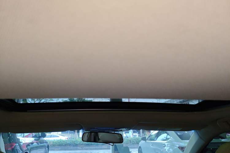 Used Toyota Camry 2015 2.0E Elite Edition
