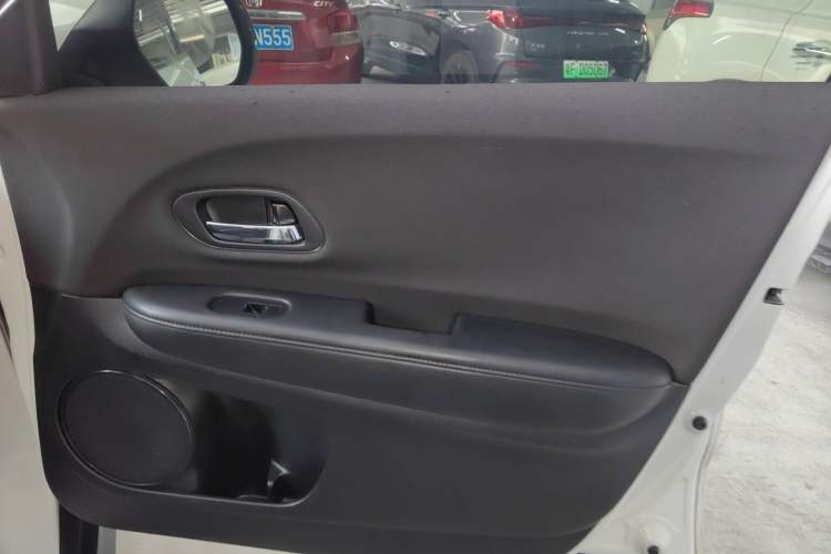 Used Honda Vezel 2019 1.5L CVT Pioneer Edition China VI
