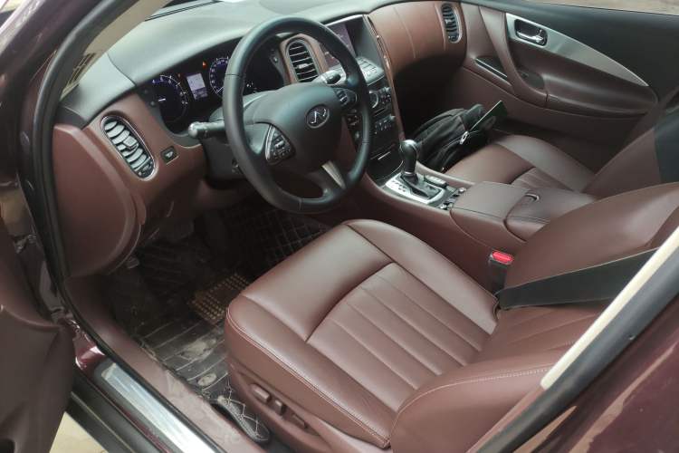 Used Infiniti QX50 2015 2.5L Enjoyment Edition