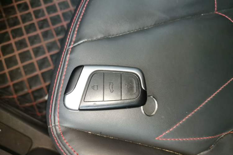 Used Chery Little Ant 2022 Sweet Pink Edition Half-Sugar Version 3-Cell Lithium 30kW 301km
