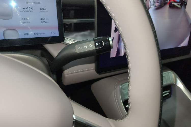 Used Roewe M7 DMH 2025 Model 160km Premium Version