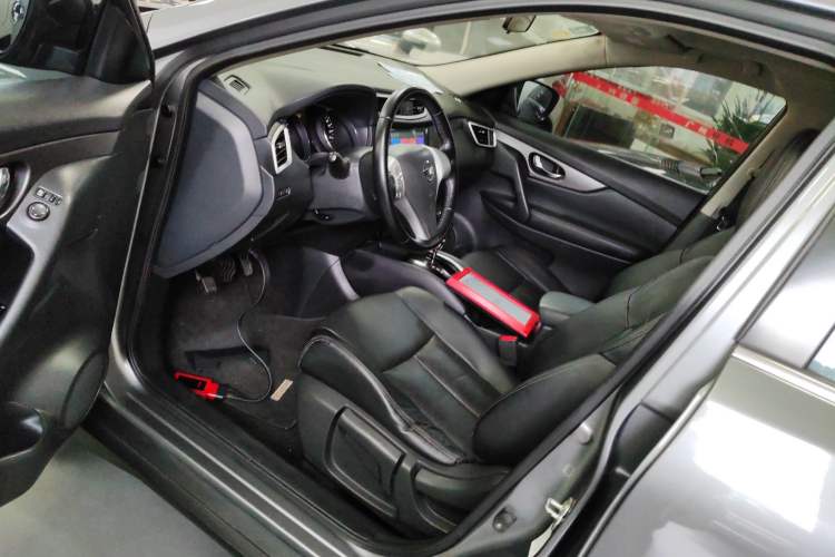 Used Nissan X-Trail 2014 2.0L CVT Comfort Edition 2WD
