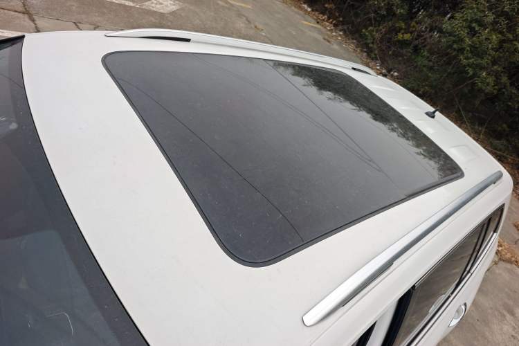 Used Volkswagen Tiguan L 2020 330TSI Automatic Two-Wheel Drive Smart Luxury Edition China VI Standard
