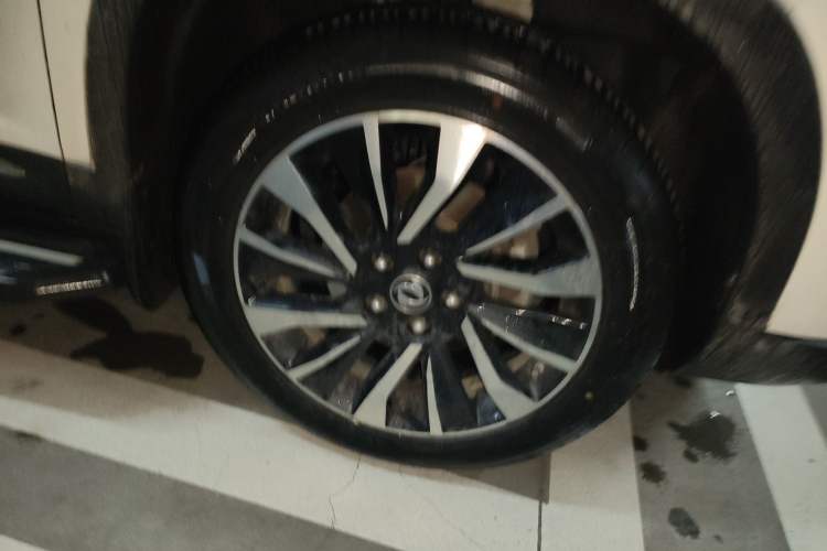 Used FORTHING T5 2018 300T DCT Smart Version