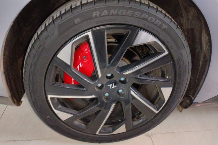 Used  eπ007 2024 Pure Electric 540 All-Wheel Drive Max Edition
