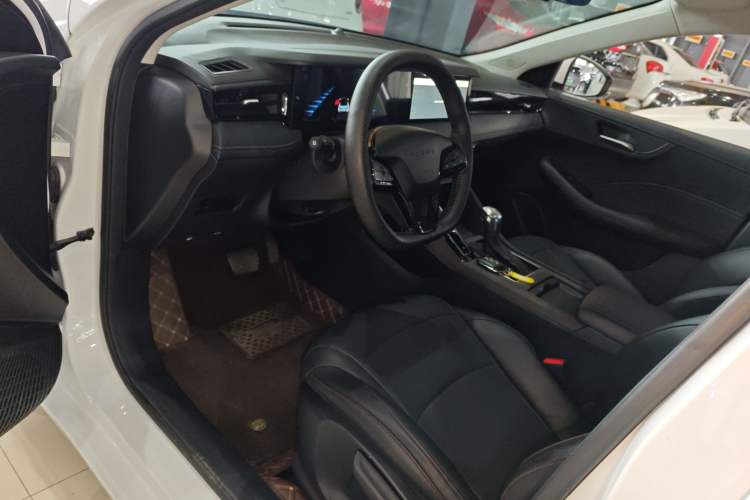 Used Roewe i5 2023 1.5L CVT Luxury Edition