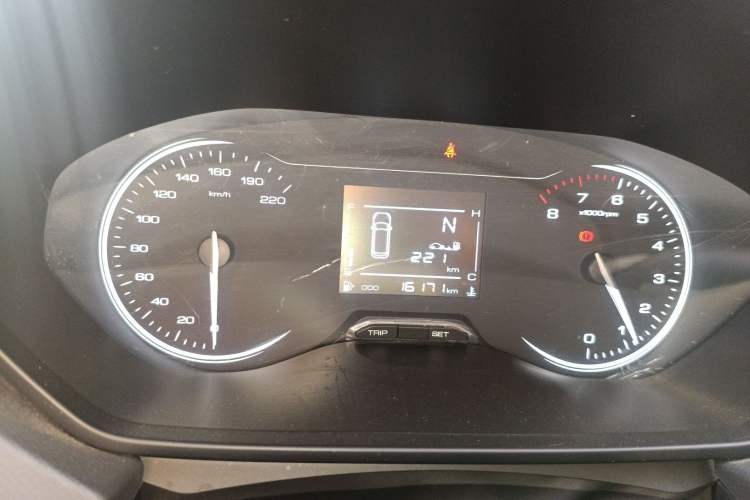 Used Wuling Alvez 2022 1.5L Manual Free-Style Model