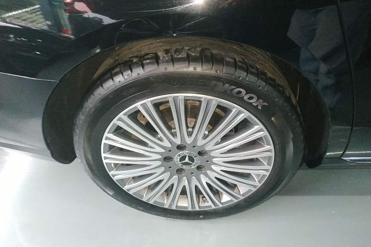 Used Mercedes-Benz E-Class 2023 E 300 L Luxury Model
