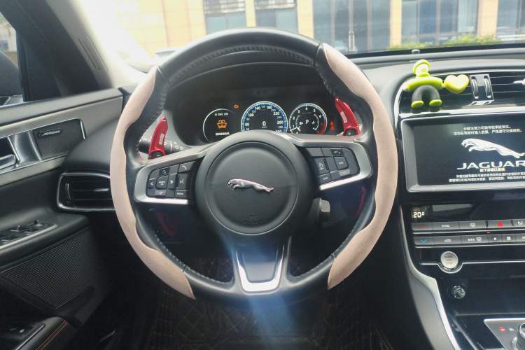 Used Jaguar XEL 2019 2.0T 200 PS Deluxe Edition