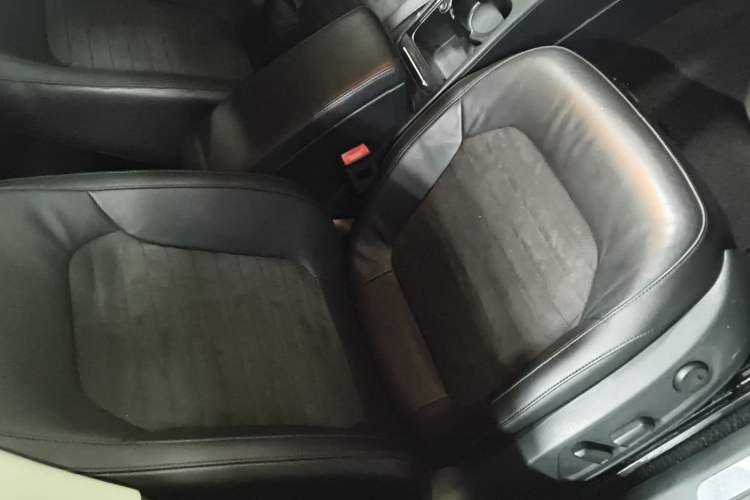 Used Volkswagen Magotan 2015 Facelift 1.8TSI Luxury Model