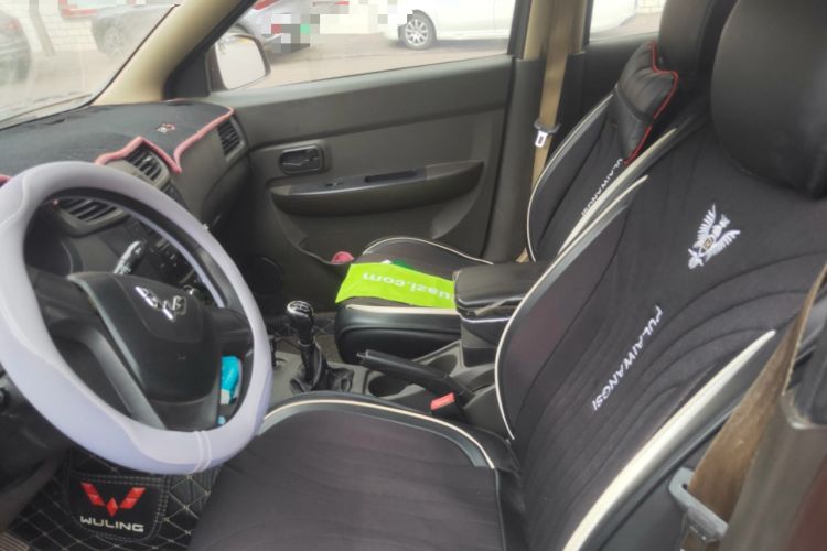 Used Wuling Hongguang 2015 1.5L S Base Model China IV
