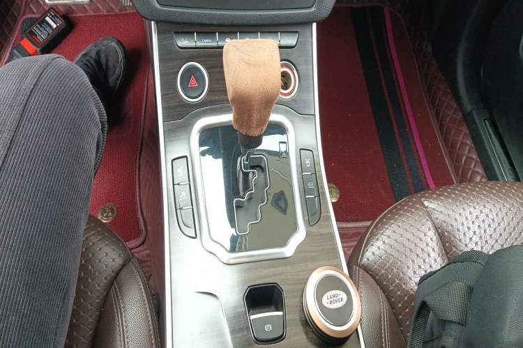 Used Land X7 2016 2.0T Panoramic Prestige Edition