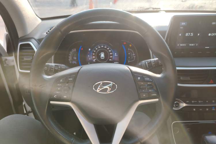 Used Hyundai Tucson 2020 280TGDi Two-Wheel-Drive GLS Fashion Edition China VI Standard
