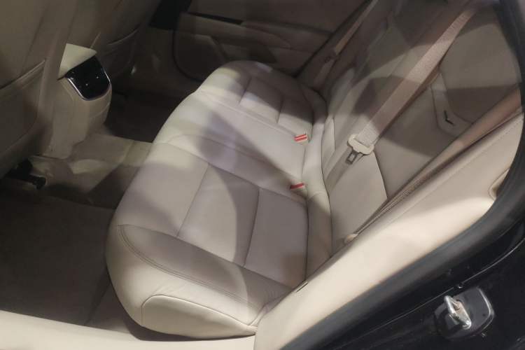 Used Cadillac XTS 2014 28T Comfort Version