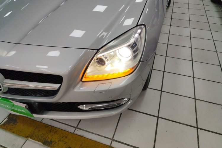 Used Mercedes-Benz SLK-Class 2011 SLK 200 Fashion Model