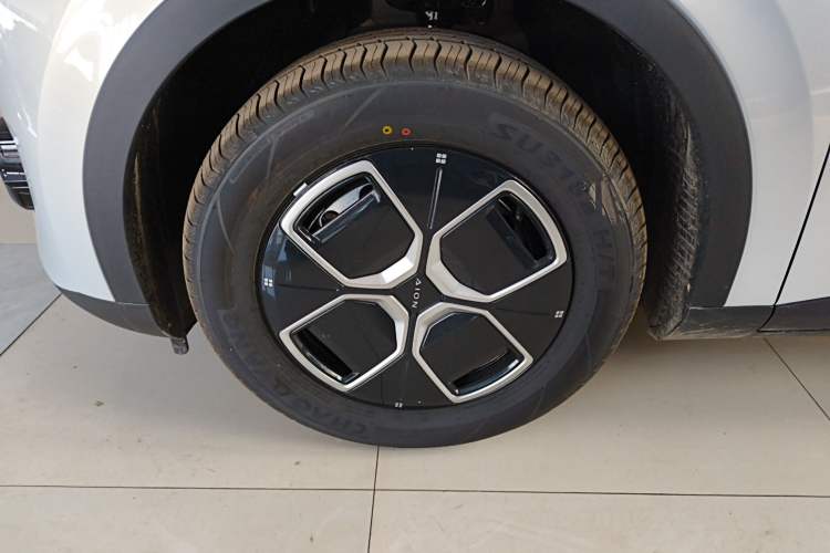 Used AION UT 2025 330 Starlight Edition
