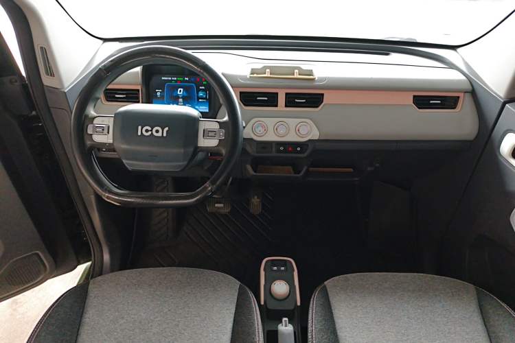 Used Chery QQ Ice Cream 2022 120km Conical Shape Lithium Iron Phosphate