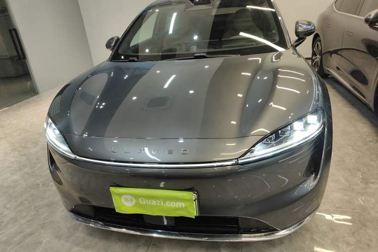 Used Hima Luxeed R7 2025 Range-Extended Version 251 km Max
