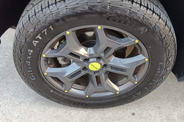 Used JETOUR Traveler 2023 2.0T All-Wheel Drive CrossPRO+
