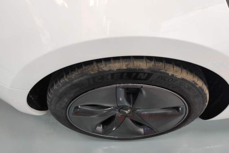 Used Tesla Model 3 2020 Revised Version Standard Range Rear-Wheel Drive – Upgraded Edition
