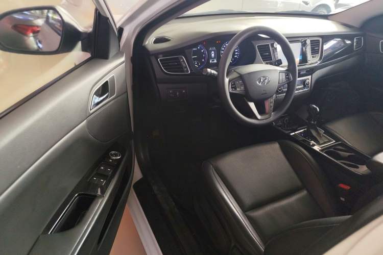 Used Hyundai Mistra 2014 1.8L Automatic Smart GLS