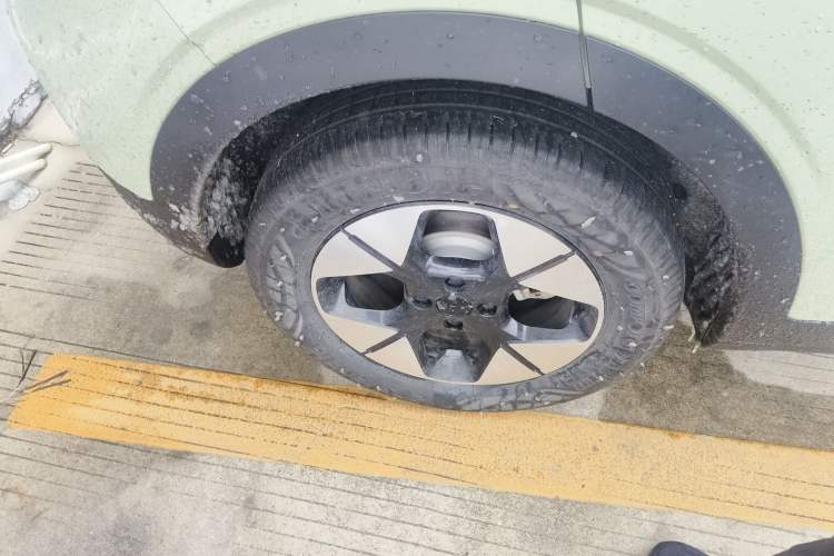 Used  Geome 2025 UP 410km Exploration Edition
