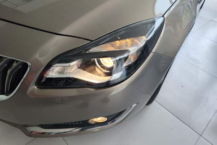 Used Buick Regal 2015 1.6T Leading Technology Model
