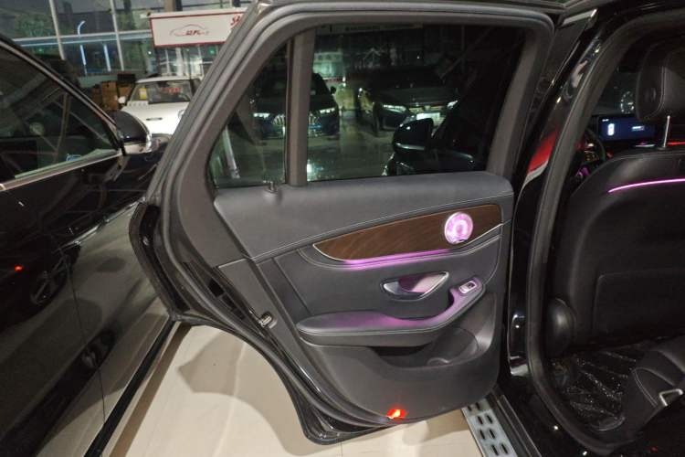 Used Mercedes-Benz GLC 2017 GLC 300 4MATIC Sport Edition
