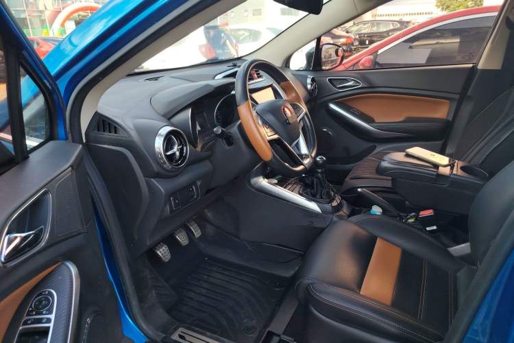 Used BYD Yuan 2016 1.5L Manual Luxury Version
