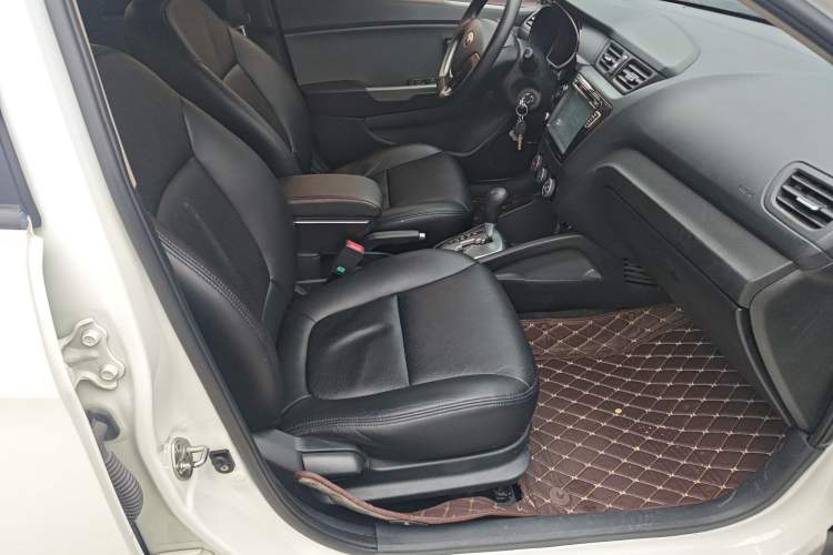 Used Kia K2 2015 Sedan 1.4L Automatic GLS
