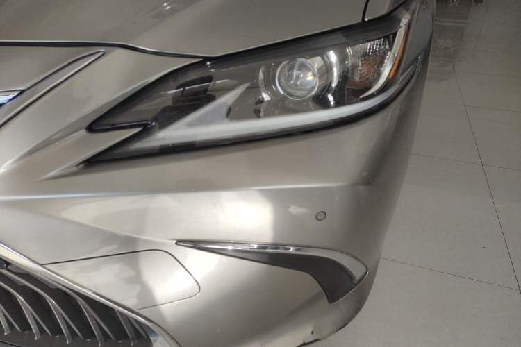 Used Lexus ES 2020 200 Excellence Edition