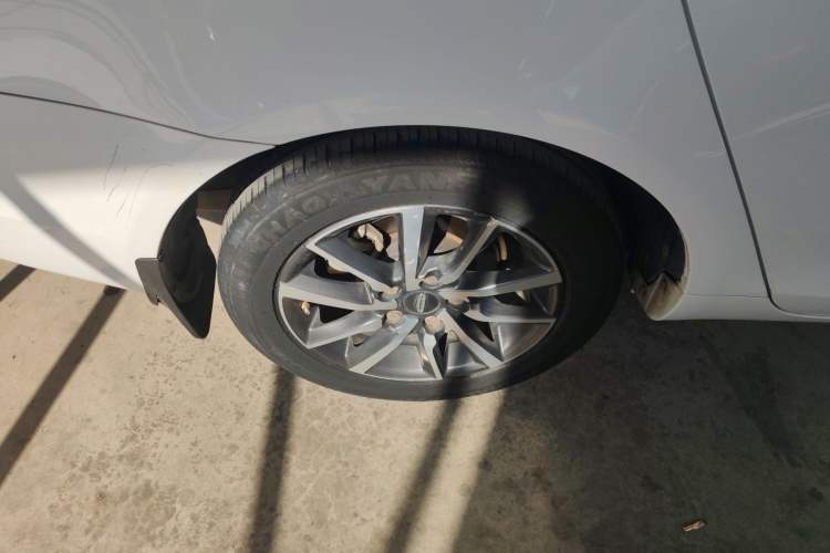 Used Geely Auto Emgrand 2020 1.5L CVT Upward Version
