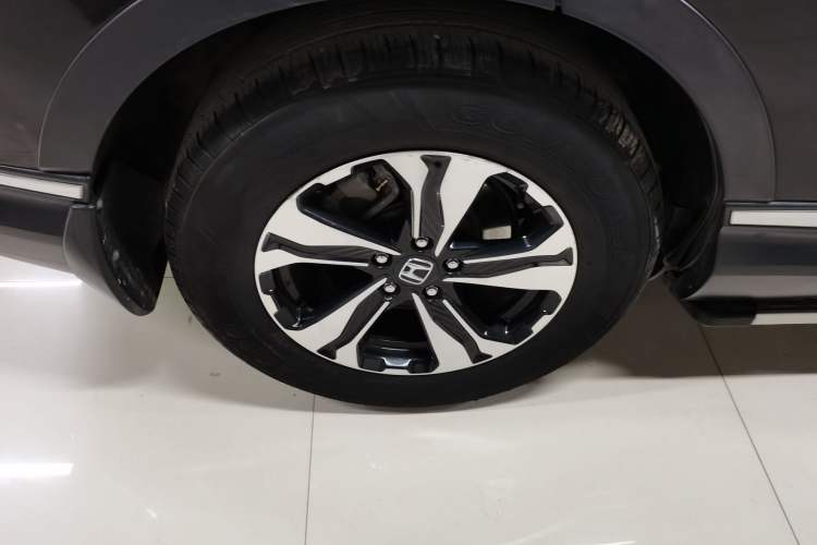 Used Honda CR-V 2017 240TURBO CVT Front-Wheel Drive Fashion Edition
