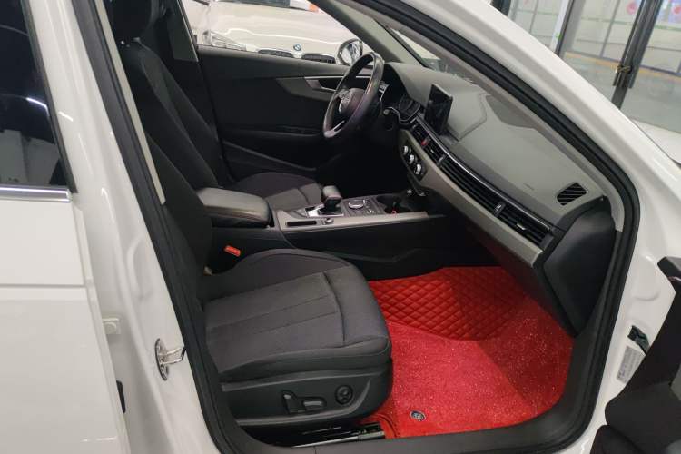 Used Audi A4L 2017 40 TFSI Ambition Edition