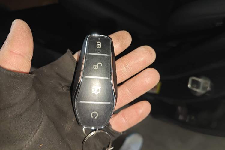 Used BYD Qin PLUS 2025 DM-i Smart Drive 55KM Leading Model
